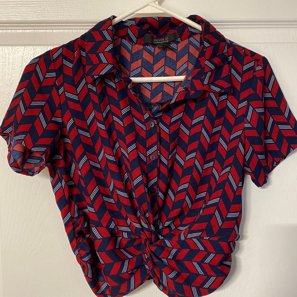 Forever 21 Contemporary S Button Up Short Sleeve Crop Top Red Navy